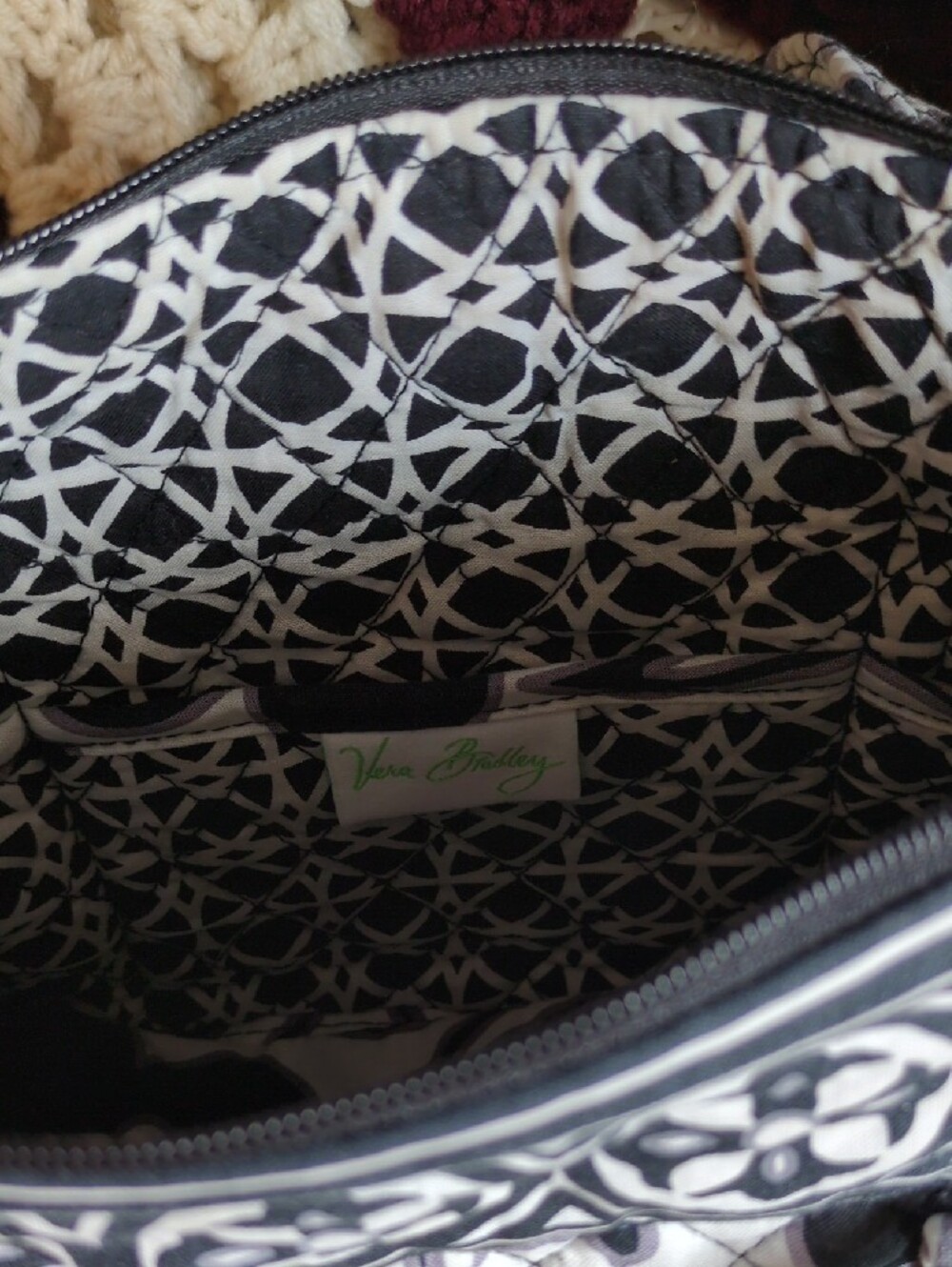 Black & White Quilted Floral Pattern Tote Bag - Picture 9 of 9
